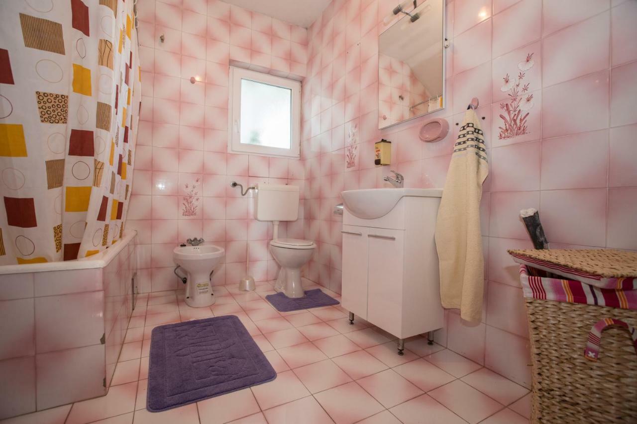 Apartments Renata Kampor ภายนอก รูปภาพ